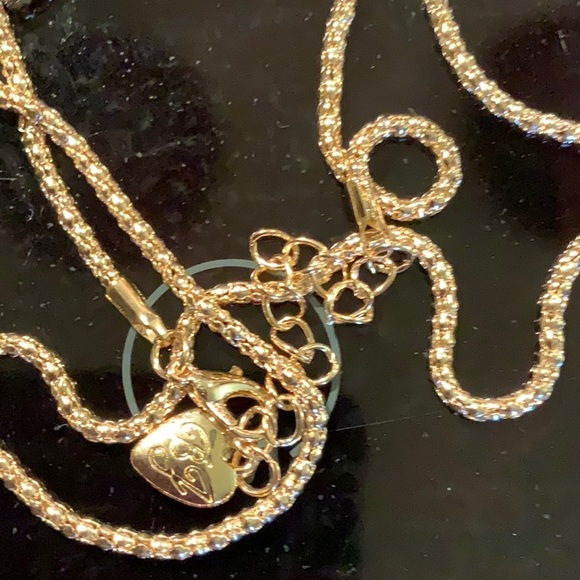 Betsey Johnson Red Slipper Necklace New Cute #481 - Picture 3 of 5